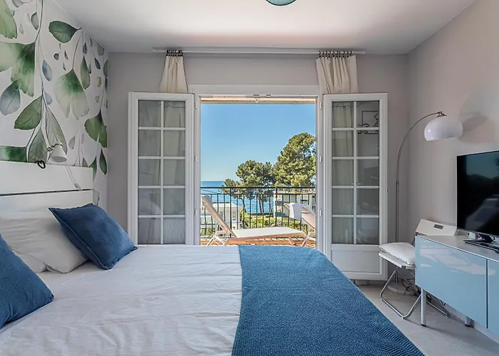 Beau Rivage - 7min A Pied De La * Carqueiranne